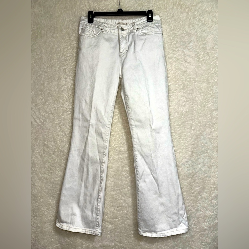 BOSTON PROPER BOOT CUT Women's White Jeans. Size 8.